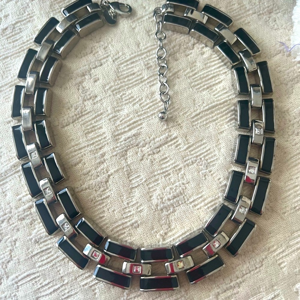 WHBM Elegant Black and Silver Necklace, chunky choker, stunning piece